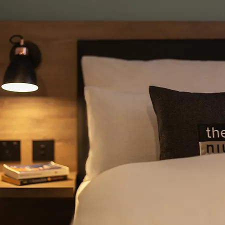 - The Niu, Flux By Ihg 3*