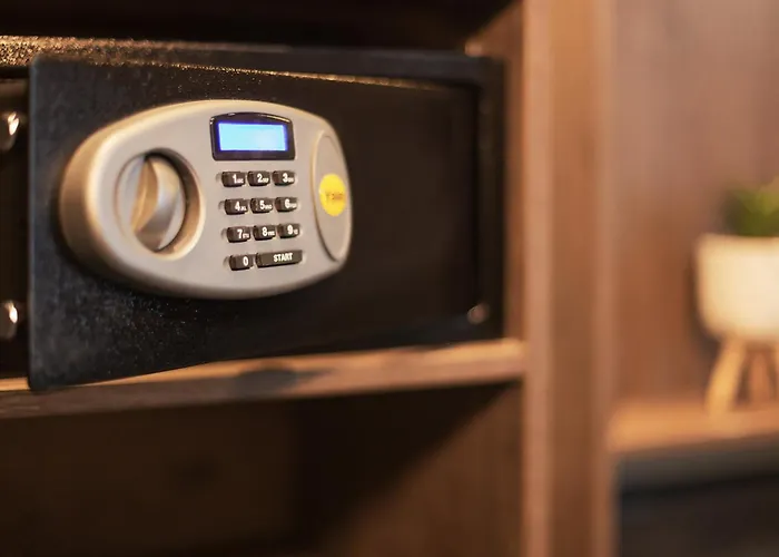 Отель - The Niu, Flux By Ihg 3*