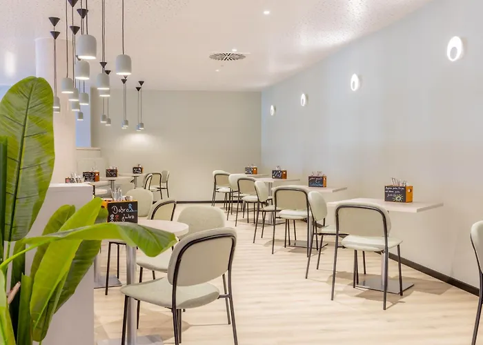 Отель - The Niu, Flux By Ihg