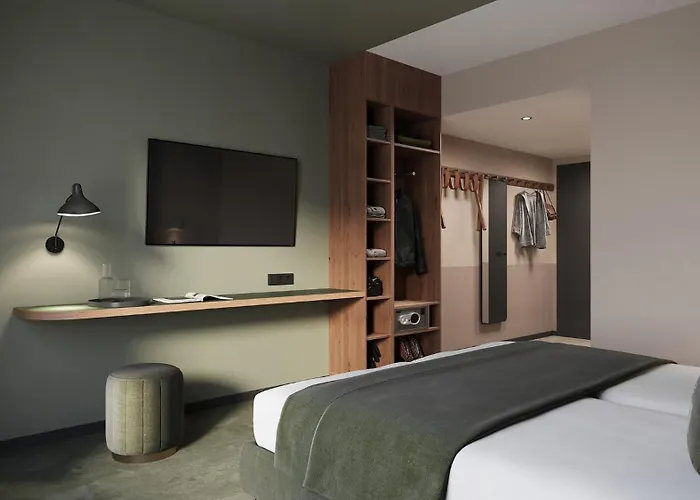 - The Niu, Flux By Ihg Отель