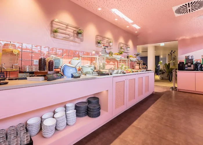 - The Niu, Flux By Ihg Отель 3*