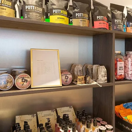 - The Niu, Flux By Ihg Passau