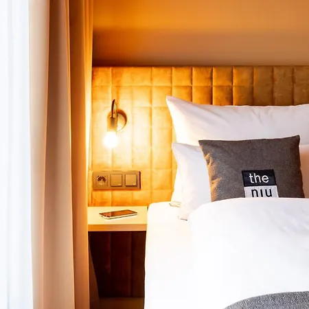 - The Niu, Flux By Ihg 3* باساو