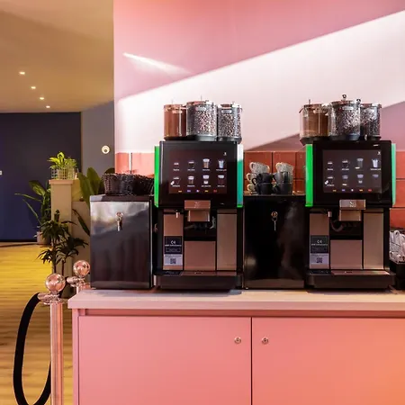 - The Niu, Flux By Ihg Hotel