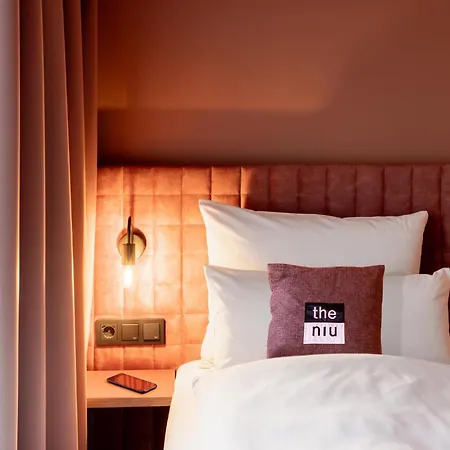 - The Niu, Flux By Ihg Passau