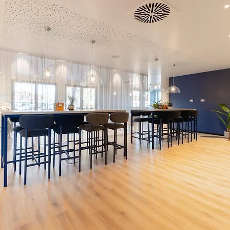 - The Niu, Flux By Ihg