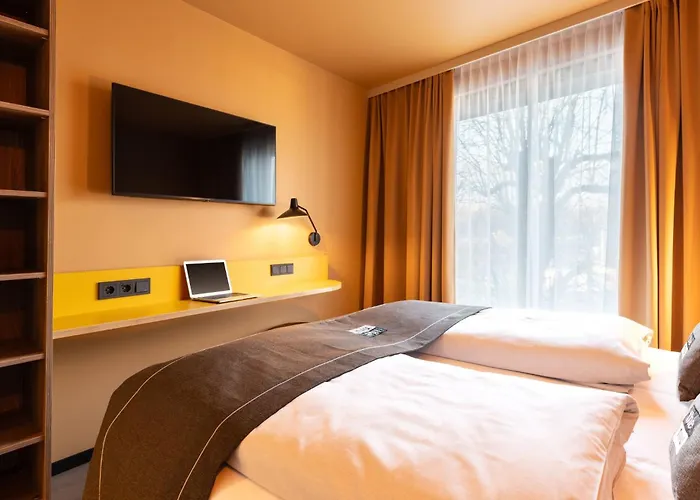 - The Niu, Flux By Ihg Готель