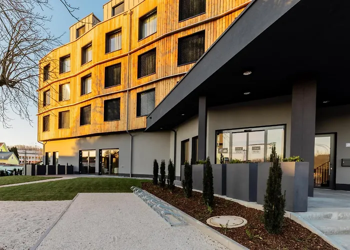 - The Niu, Flux By Ihg Hotel 3*